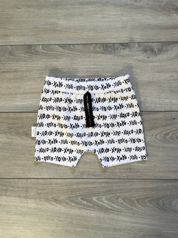 XOXO Slouch Shorts